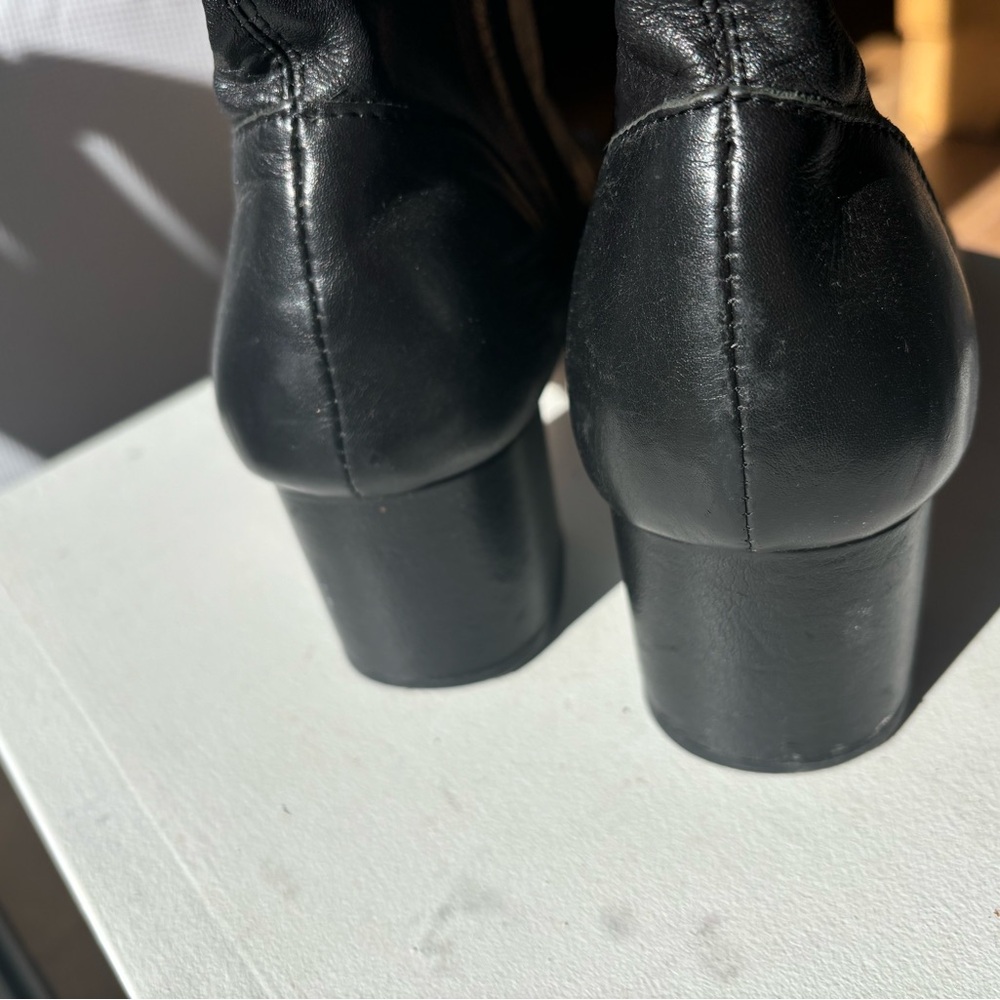 Tony Bianca boots. Size 8.5 - Picture 3 of 4